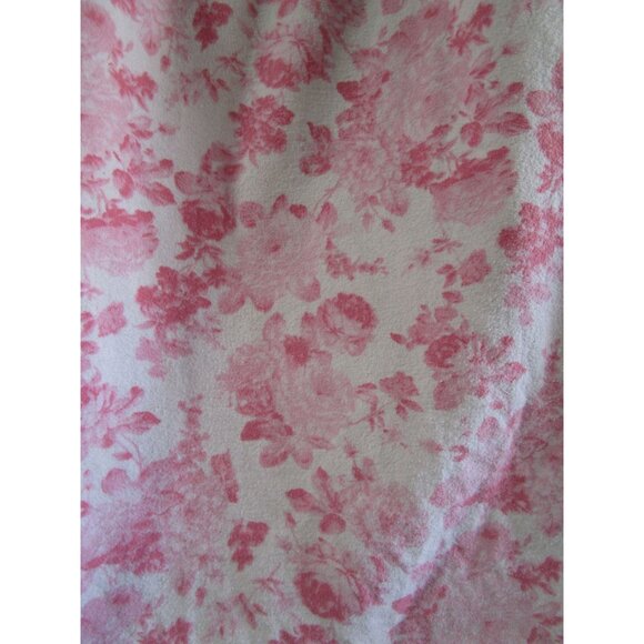 Modest Flannel Nightgown Pink Rose National Ladies M Missing Button Vintage GUC - Picture 13 of 13